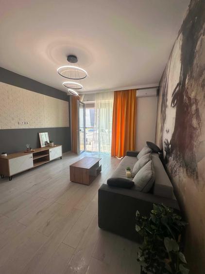 Apartament cu 2 camere decomandat în Rediu