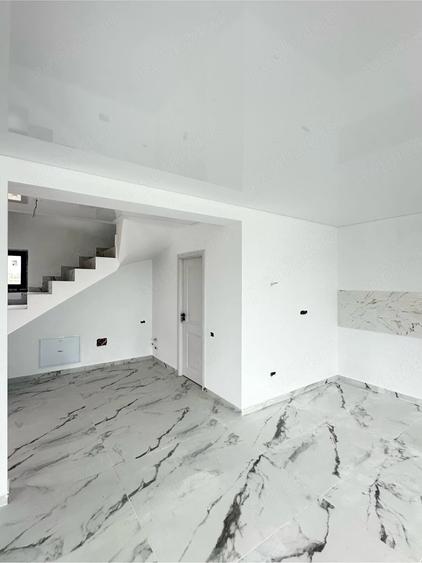 Casă cu 3 camere cu Teren 220 Mp în Dărăști-Ilfov