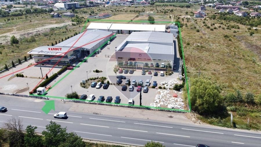 Spațiu comercial, de 3,000 mp, în Nord