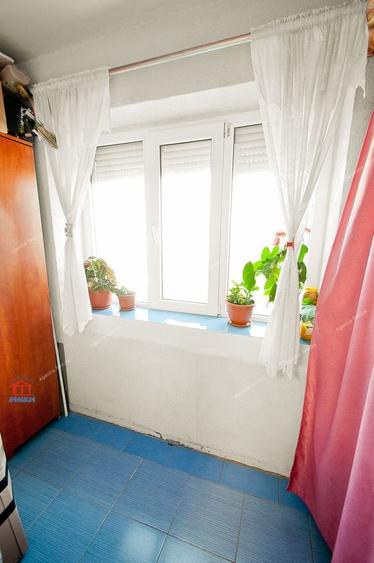 Apartament cu 4 camere decomandat, mobilat în Micro 39