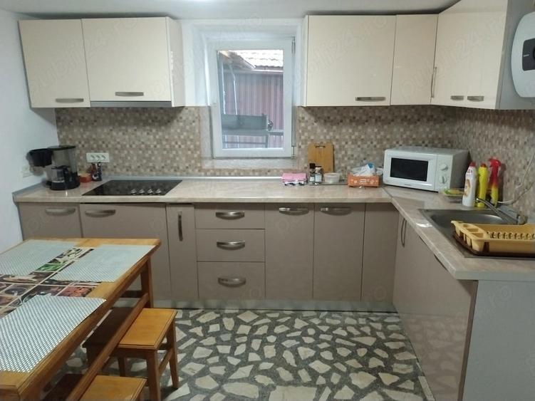 Casă cu 4 camere cu Teren 500 Mp în Orșova