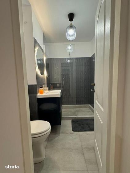 Apartament cu 2 camere decomandat în Cornișa