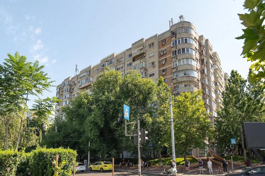Garsonieră semidecomandată în Titan