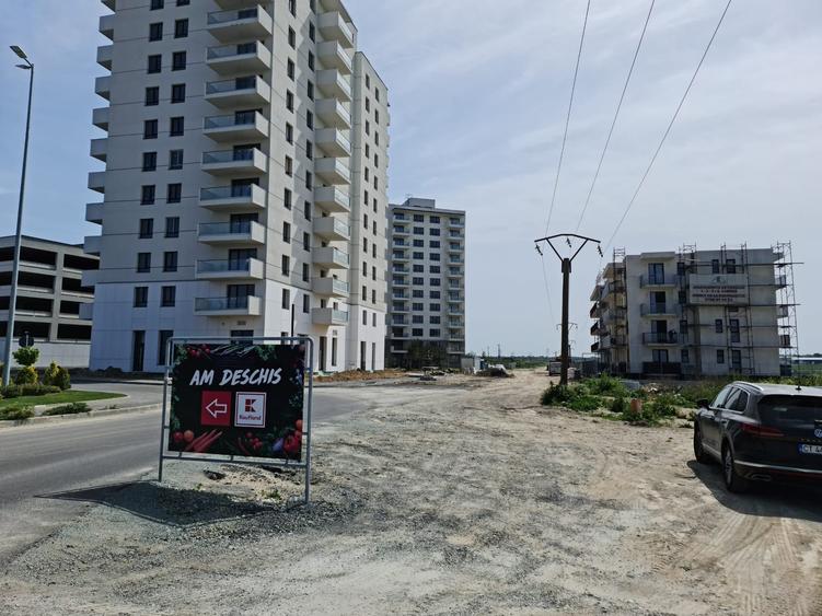 Teren Construcții intravilan de 2500 mp, în Boreal
