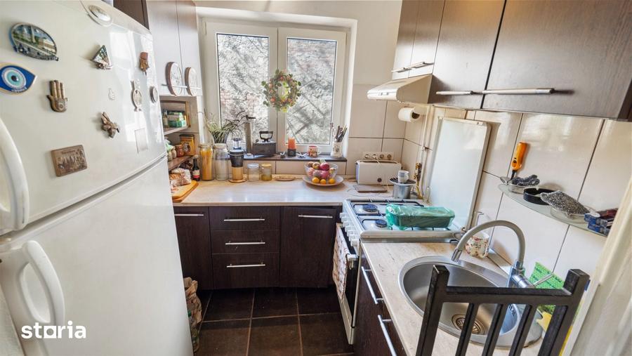 Apartament cu 3 camere în Centrul Civic