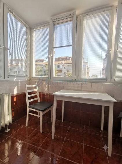 Apartament cu 3 camere decomandat, mobilat în Calea Aradului