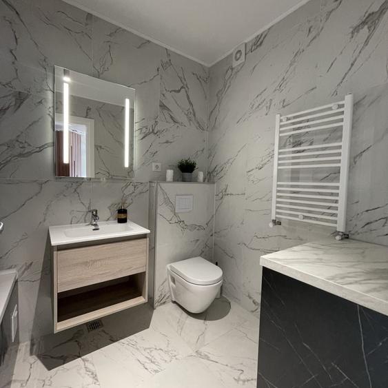 Apartament cu 2 camere semidecomandat, mobilat în Pipera