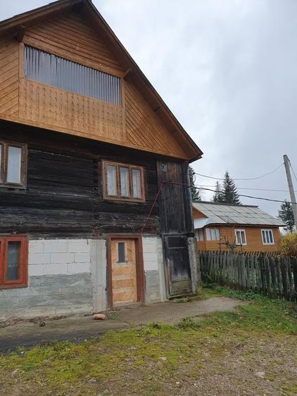 Casă cu 4 camere în Ocoale