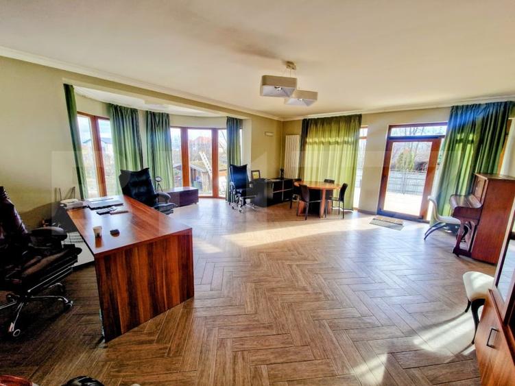 Casă individuală cu 5 camere cu Canalizare în Salca