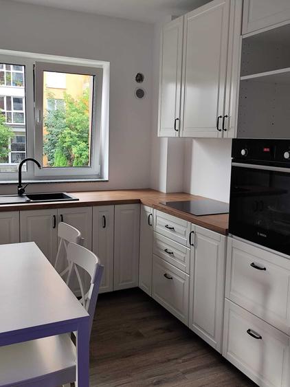 Apartament cu 2 camere decomandat în Avantgarden