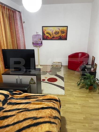 Duplex cu 6 camere cu Canalizare în Nord