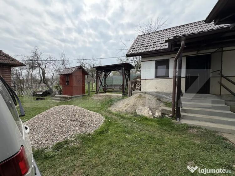 Casă cu 3 camere cu Teren 2000 Mp în Prodănești