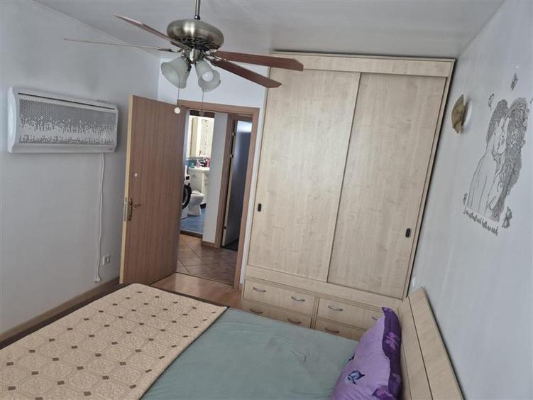 Apartament cu 3 camere decomandat în Doamna Ghica