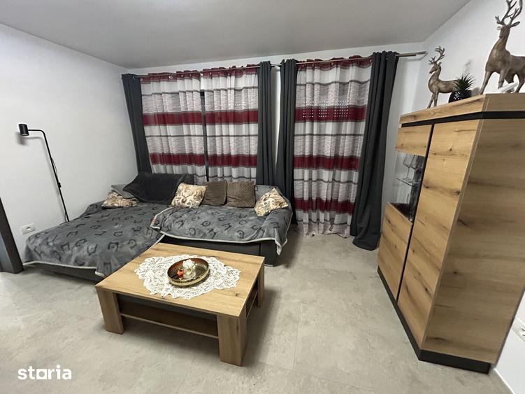 Casă cu 3 camere cu Teren 470 Mp în Central