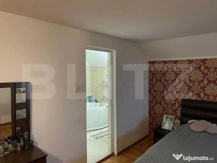 Casă cu 5 camere cu Teren 426 Mp în Lăpuș Argeș