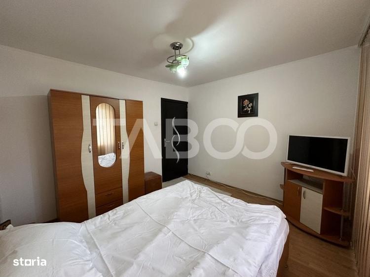 Apartament cu 3 camere decomandat în Jiblea Veche