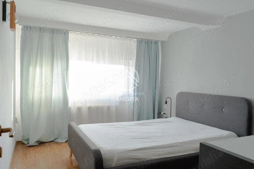 Apartament cu 3 camere semidecomandat în Iris