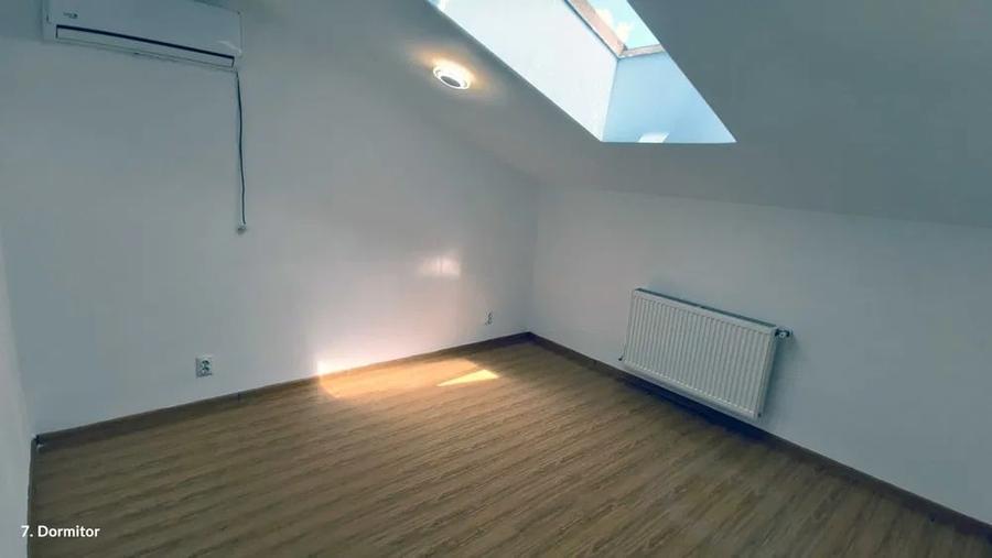 Apartament cu 3 camere decomandat, mobilat în Vișani