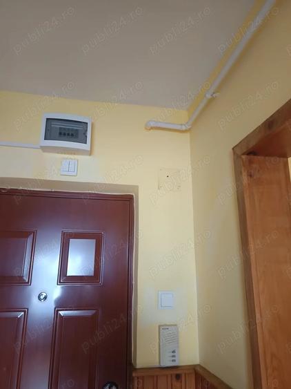 Apartament cu 4 camere decomandat în Central