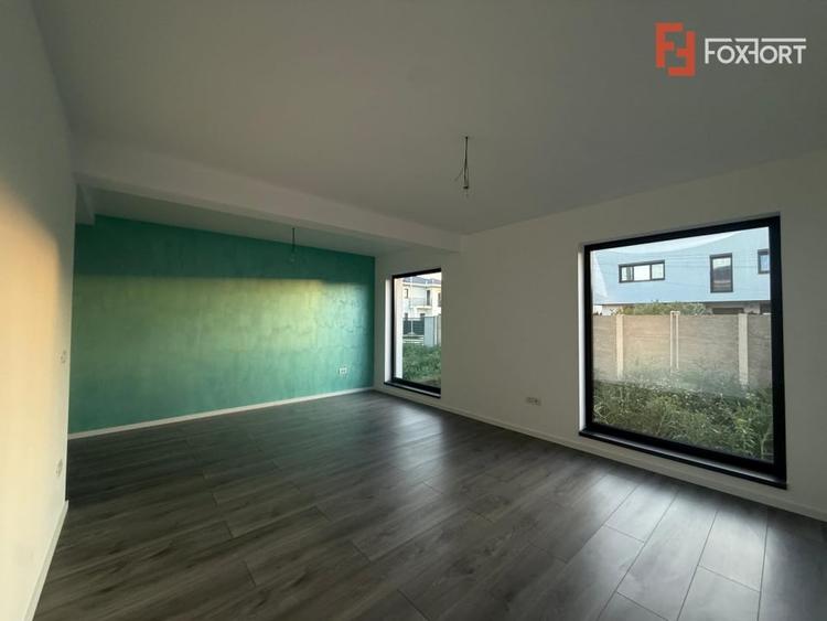 Duplex cu 5 camere cu Teren 300 Mp în Chișoda