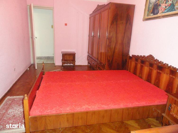 Apartament cu 4 camere în Central