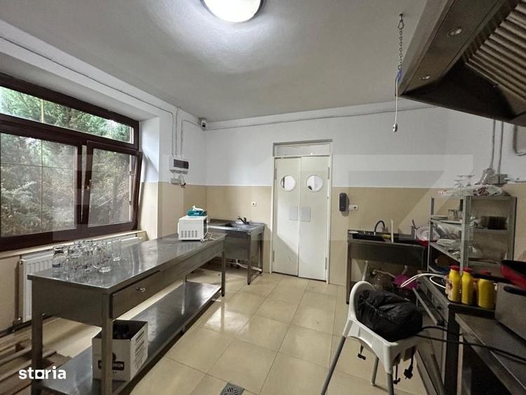 Spațiu comercial, de 120 mp, în Salva