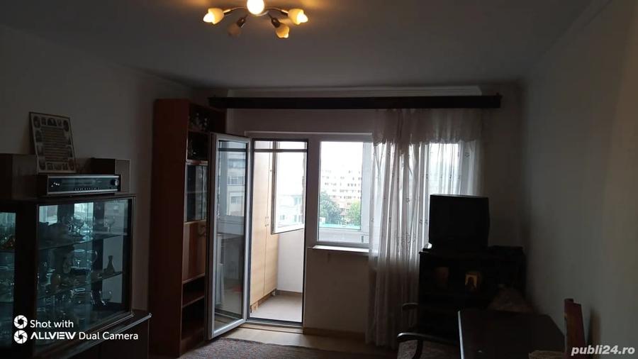 Apartament cu 4 camere decomandat în Militari
