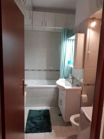 Apartament cu 2 camere semidecomandat în Semicentral
