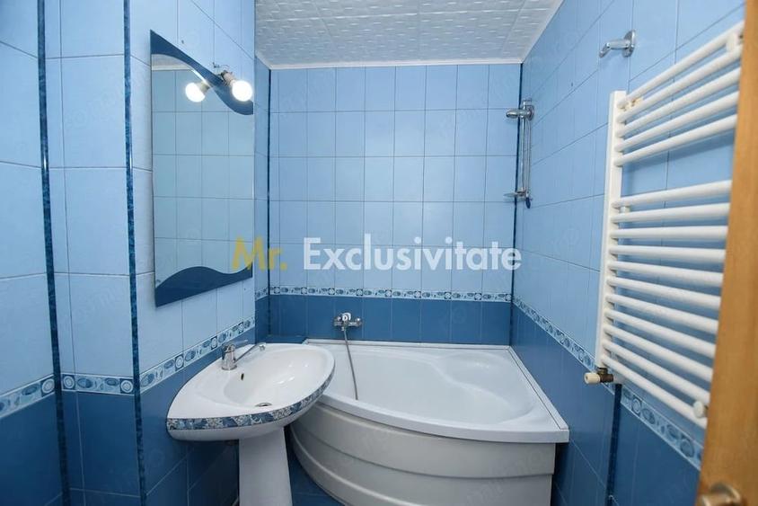 Apartament cu 3 camere decomandat în Prundu
