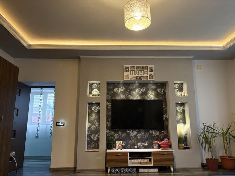 Casă cu 3 camere în Macea