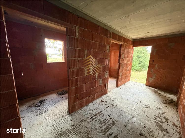 Spațiu comercial, de 440 mp, în Tiha Bârgăului