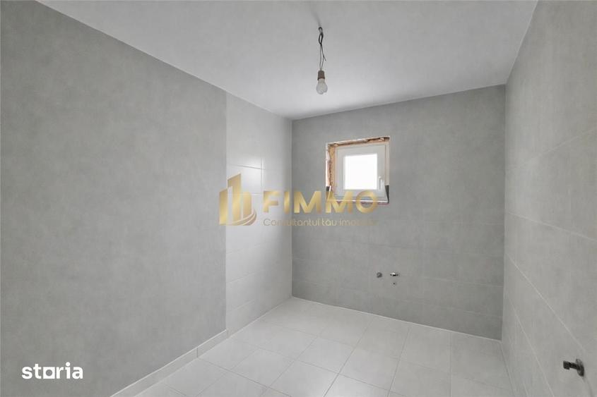 Apartament cu 3 camere decomandat în Ipotești