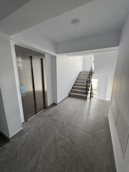 Apartament cu 2 camere decomandat în Fundeni