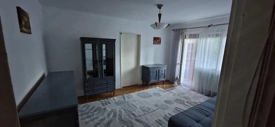 Apartament cu 2 camere nedecomandat în Central