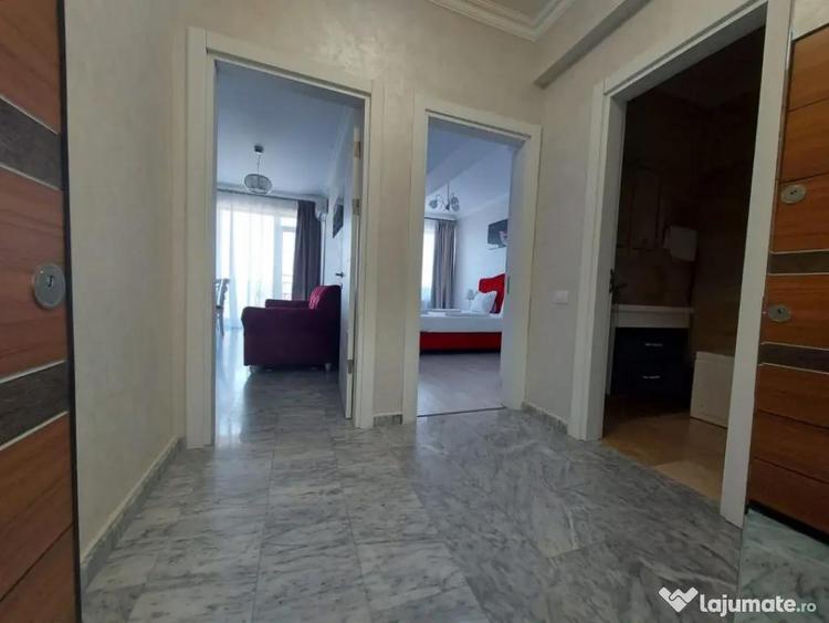 Apartament cu 2 camere decomandat în Mamaia