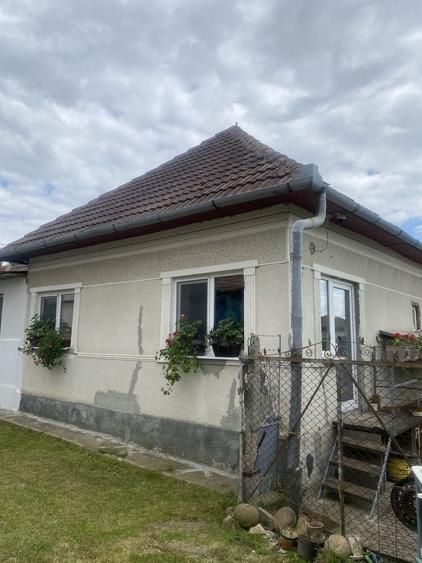 Casă cu 2 camere cu Teren 1000 Mp în Feleacu