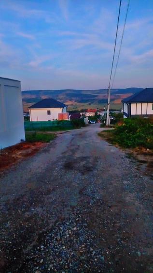 Teren de 1000 mp, în Spital