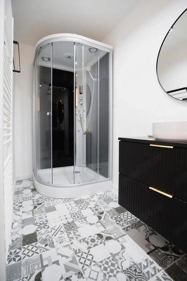 Apartament cu 2 camere semidecomandat în Centrul Istoric
