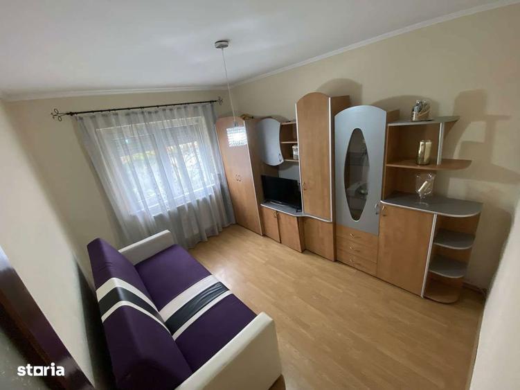 Apartament cu 3 camere în Decebal