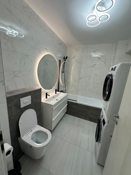 Apartament cu 3 camere decomandat în Fundeni
