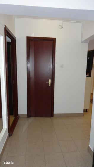 Apartament cu 3 camere în Mărăști