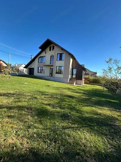Casă cu Teren 761 Mp în Trivale