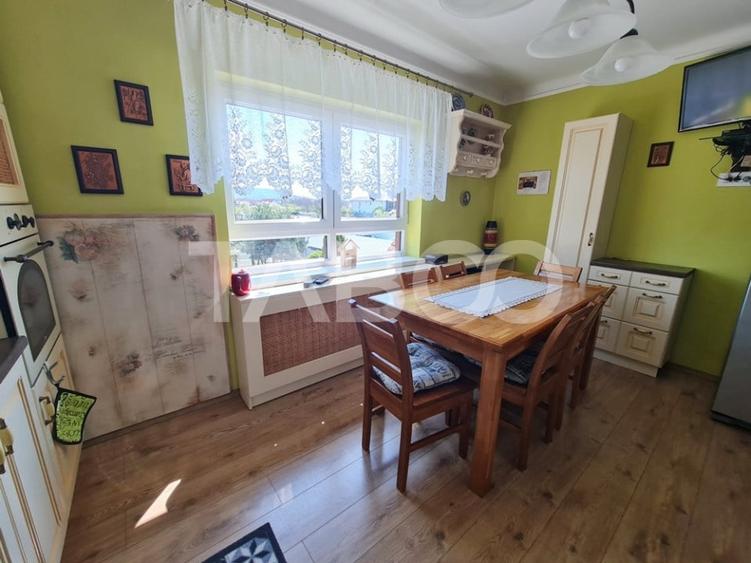 Casă individuală cu 3 camere cu Piscina în Sebeș