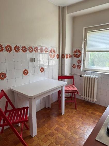 Garsonieră decomandată în Coșbuc