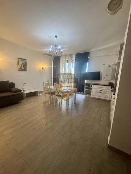 Apartament 2 camere cu vedere la mare, parcare ?i piscina - 2