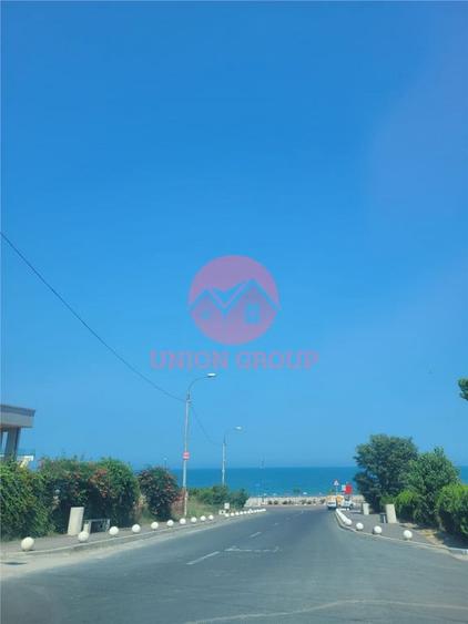 Apartament cu 3 camere decomandat în Sud