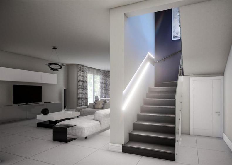 Casă cu 6 camere cu Teren 372 Mp în Apollo
