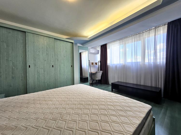 Apartament cu 3 camere semidecomandat în Colentina