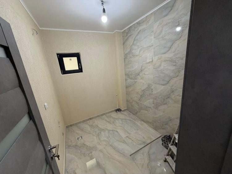 Casă individuală cu 3 camere cu Canalizare în Central