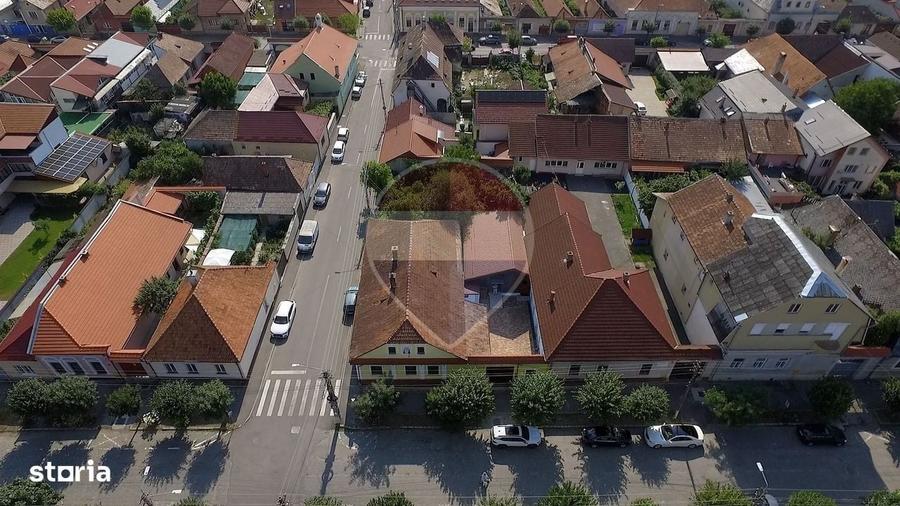 Casă cu 3 camere în Central